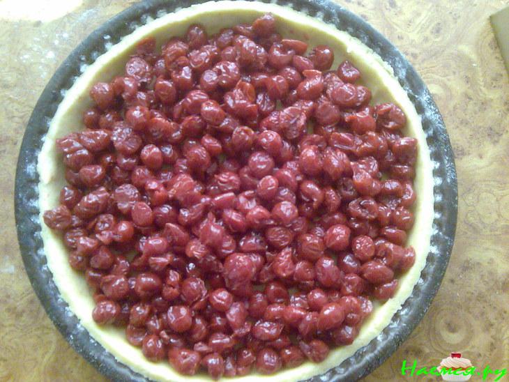 Пирог 'Вишня под снегом'