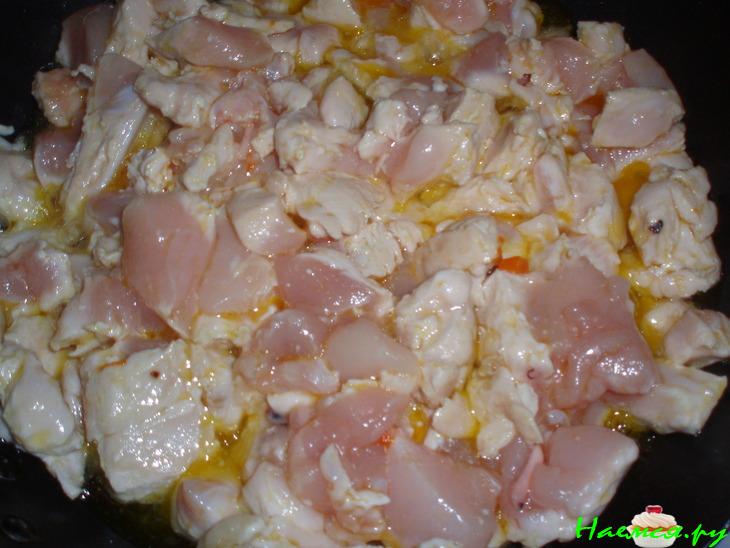 Куриное филе с тыквой и опятами