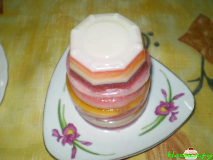 Желе слоеное
