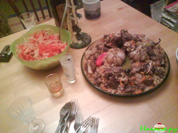 Плов по-Фергански с салатом Плов по-Фергански с салатом