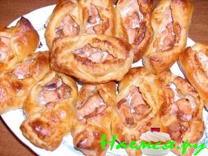 Расстегаи с горбушей и пангасиусом