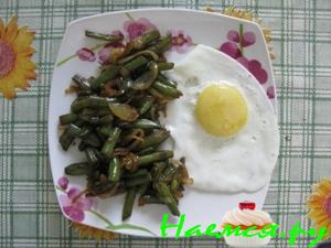 Стручковая фасоль с беконом