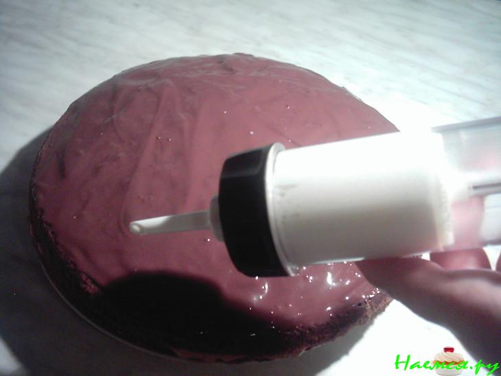 Шоколадный пирог с конфитюром