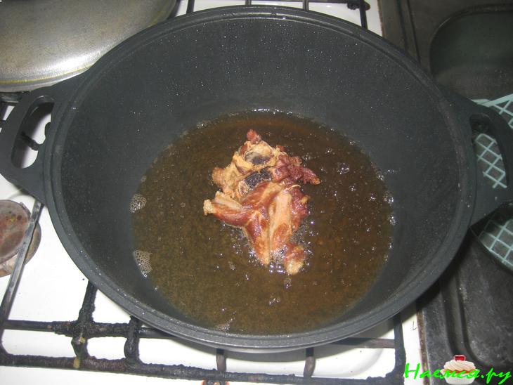 Плов шафрановый с бараниной, нутом, изюмом, барбарисом и зирой Плов шафрановый с бараниной, нутом, изюмом, барбарисом и зирой