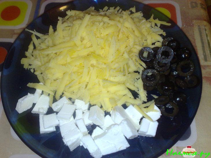 Пицца сырная на тонком тесте Пицца сырная на тонком тесте