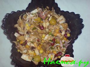 Салат "Огородно-морской коктейль"