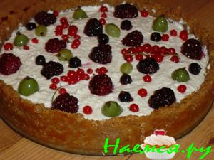 Чизкейк с летними ягодами