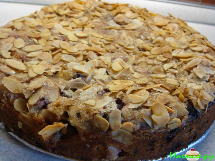 Персиково-ежевичный пирог