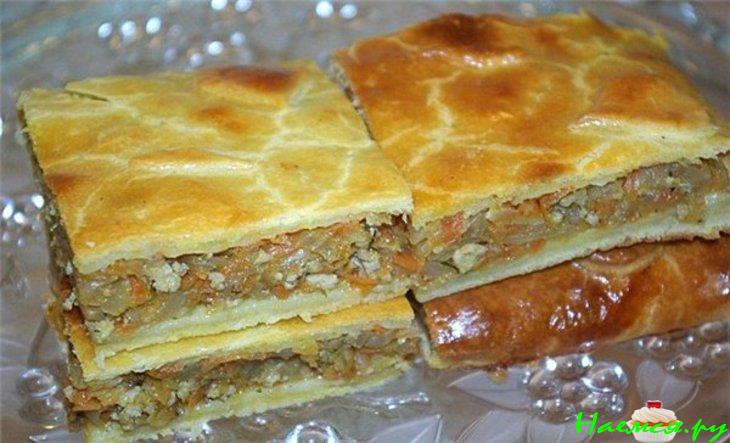 Сочный капустный пирог с куриным фаршем Сочный капустный пирог с куриным фаршем