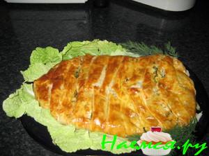 Рыбный пирог из слоеного теста с горбушей Рыбный пирог из слоеного теста с горбушей