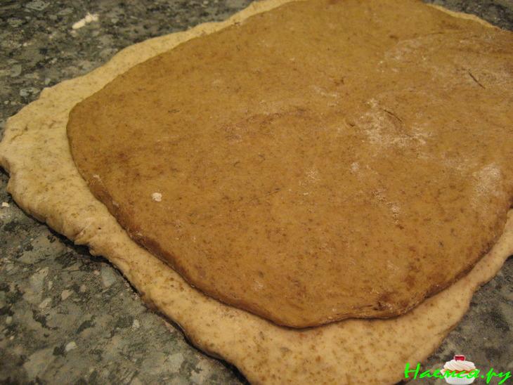 Мраморный ржаной хлеб