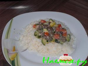 Куриные сердечки с овощами