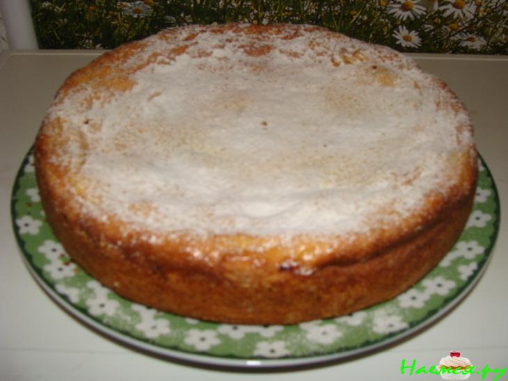 Яблочный пирог с кремом