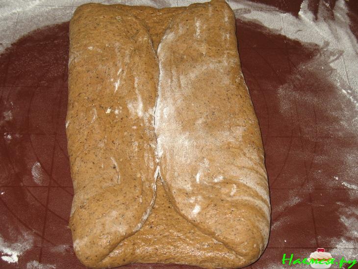 Черный хлеб на закваске &laquo;5 стаканов&raquo; или &laquo;нарочно не придумаешь&raquo;