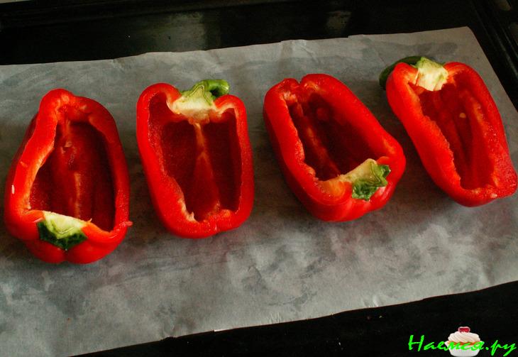 Перцовые чашечки с картофелем Перцовые чашечки с картофелем