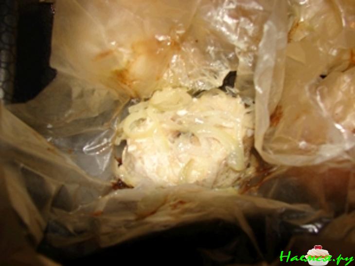 Рыба, запеченная в пергаменте