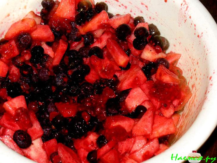 Ягодный крамбл