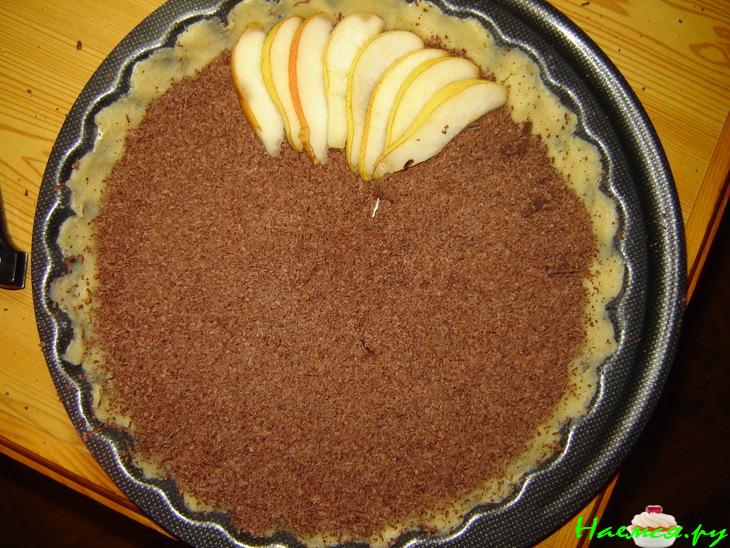 Грушевый пирог с шоколадной начинкой Грушевый пирог с шоколадной начинкой