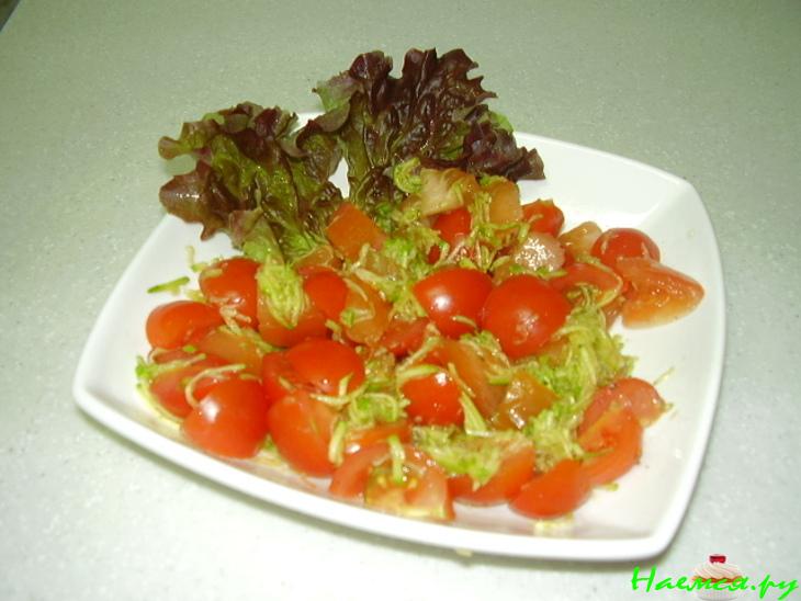 Простой овощной салатик