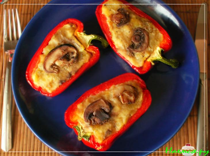 Перцовые чашечки с картофелем Перцовые чашечки с картофелем