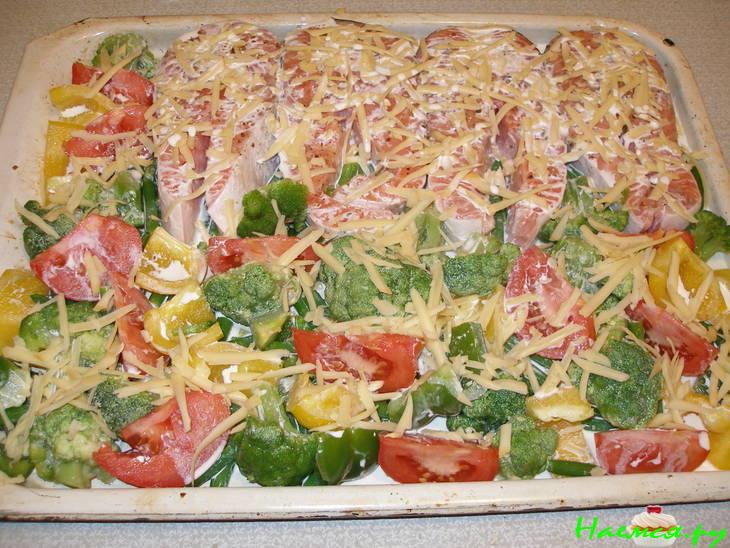 Семга с овощным гарниром сразу