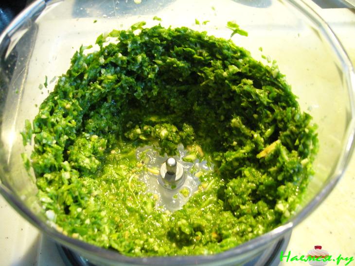 Изумрудно-бархатный супчик с руколой