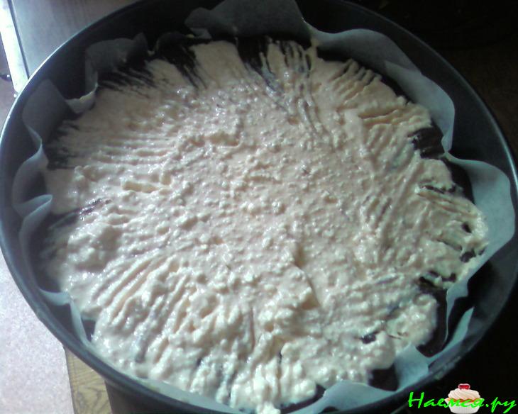 Двухслойный шоколадно-творожный торт