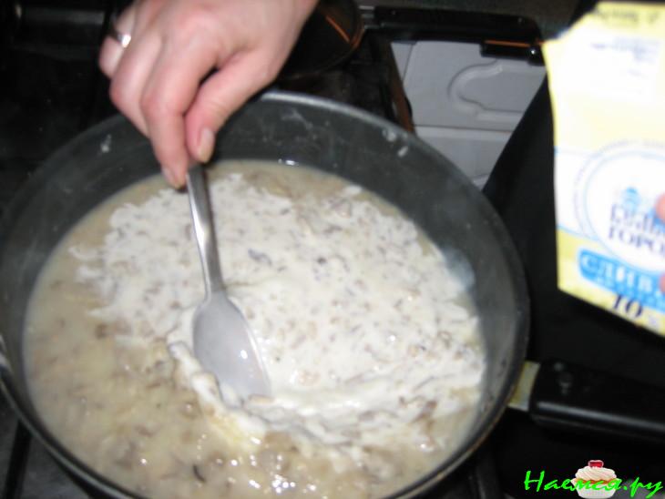 Жульен с вешенками и чесночком Жульен с вешенками и чесночком