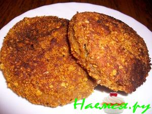 Сытные котлетки с черносливом и грибами Сытные котлетки с черносливом и грибами