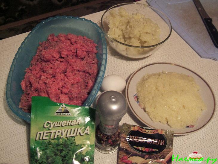 Котлетки мясные с капустой