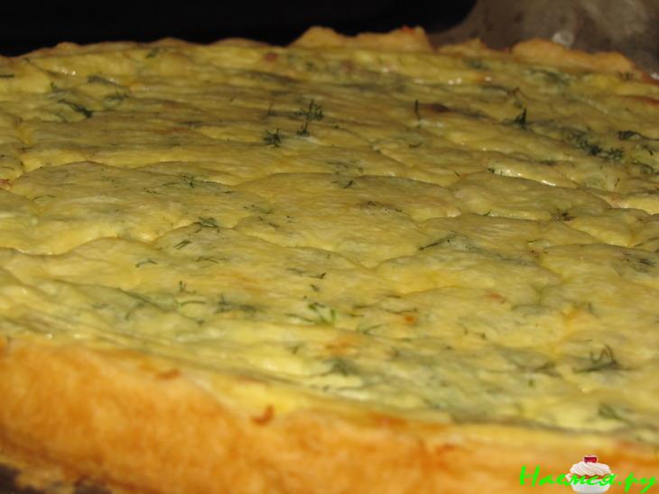 Киш с копчёными курицей и сыром