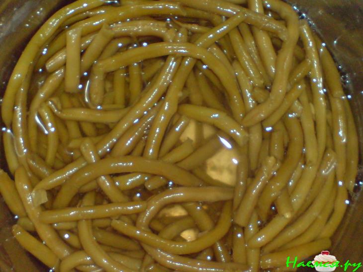 Салат из граната и стручковой фасоли Салат из граната и стручковой фасоли