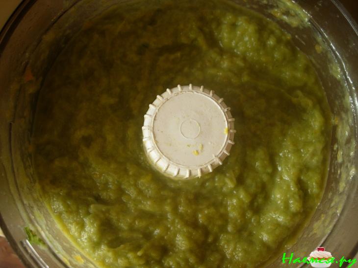 Лимонный суп-пюре с овощами и фисташками Лимонный суп-пюре с овощами и фисташками