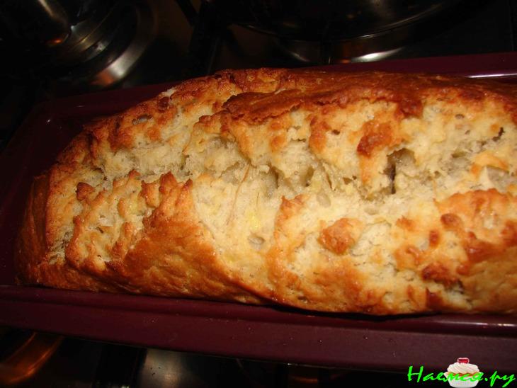 Банановый хлеб с фундуком