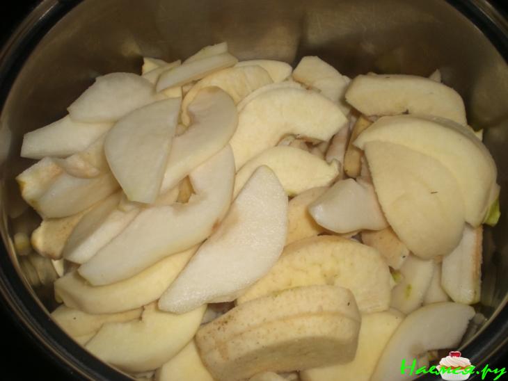 Апельсиново-айвово-грушевый пай-пирог