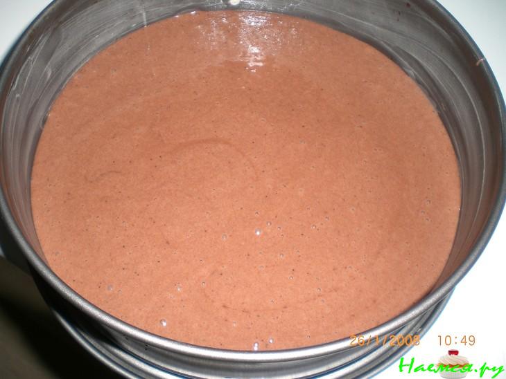 Торт 'Прага' со сливочным кремом в шоколадной глазури Торт 'Прага' со сливочным кремом в шоколадной глазури