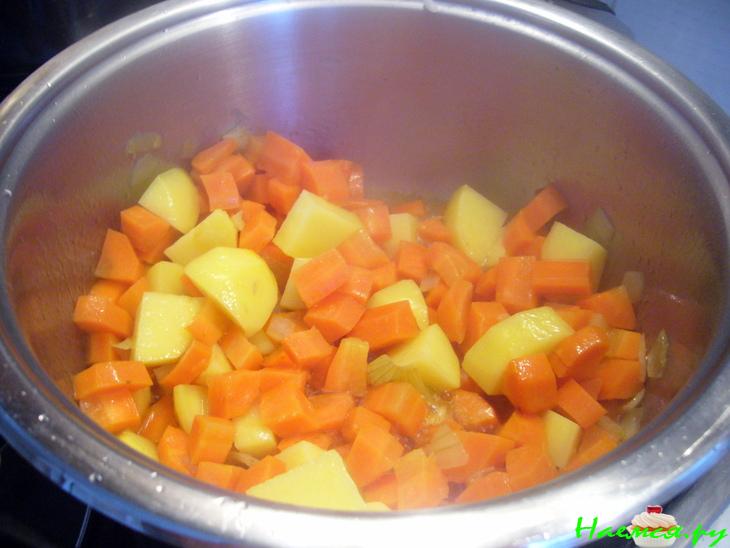 Морковно-имбирный суп-пюре "Солнце в тарелке"