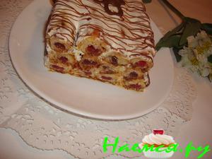 Тортик из творожной слойки с мармеладками