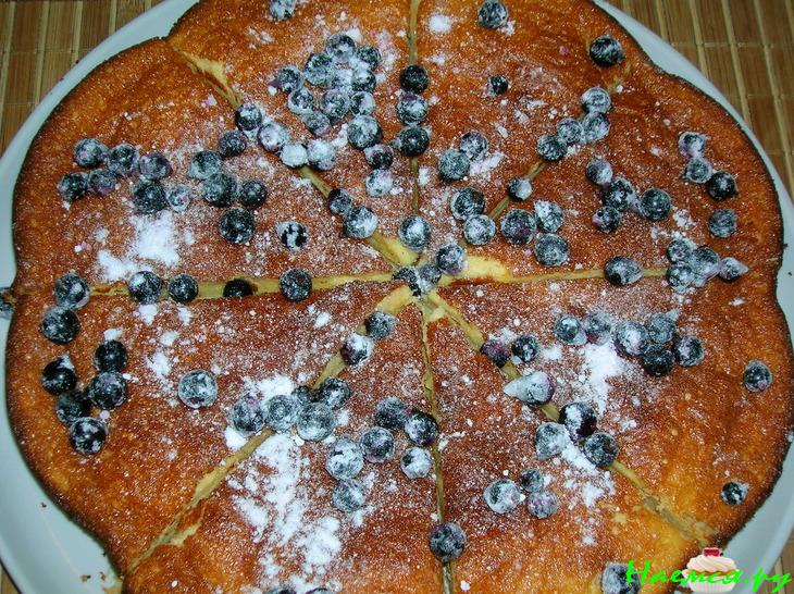 Сырно-творожный пирожок (на очень скорую руку) Сырно-творожный пирожок (на очень скорую руку)