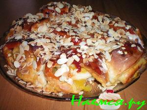 Персиково-ореховый пирог