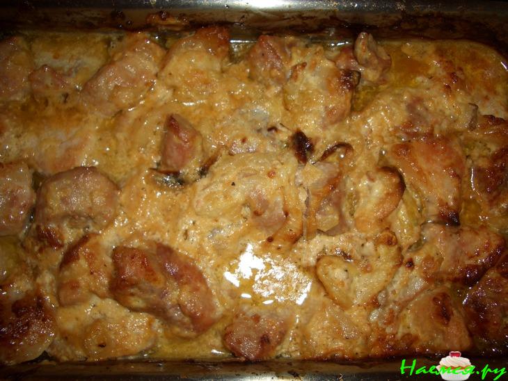 Свинина запеченная по-домашнему Свинина запеченная по-домашнему