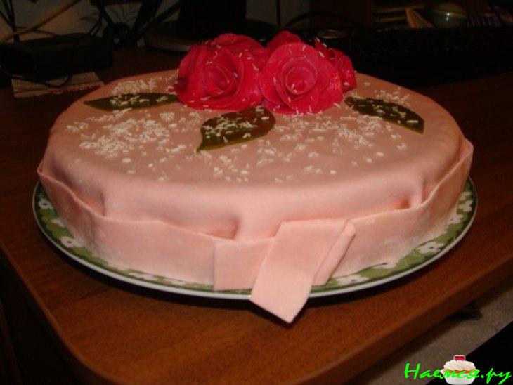 Торт с украшением из мастики (вариант)