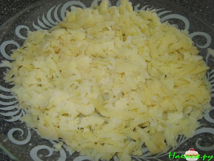 Салат "Форель под шапкой"