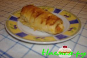 Мясные рулетики в слоёном тесте