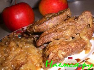 Печень в яблочно-луковом соусе с корицей Печень в яблочно-луковом соусе с корицей