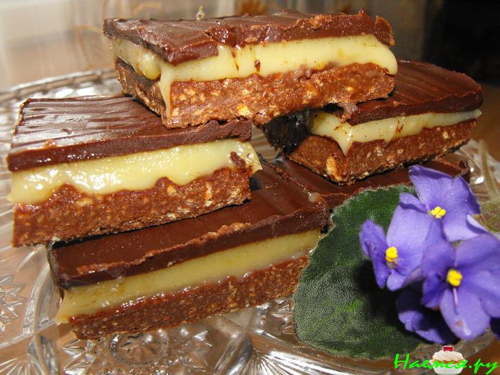 Пирожные со сливочным тоффи и шоколадом