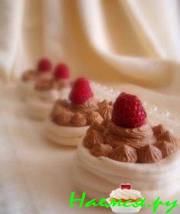 Гнёзда с шоколадным кремом Гнёзда с шоколадным кремом