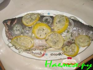 Форель с соусом, запеченная в фольге Форель с соусом, запеченная в фольге