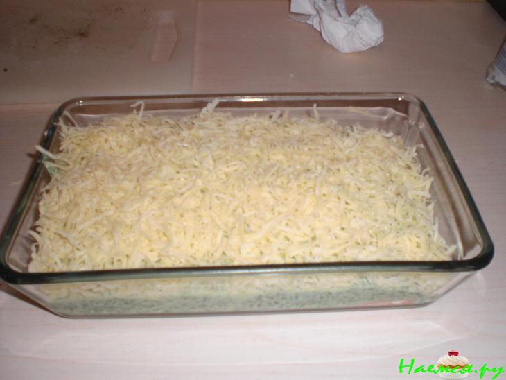 Лосось запечённый в шпинате и сыре