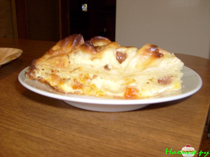 Пирог из лаваша с творогом и курагой
